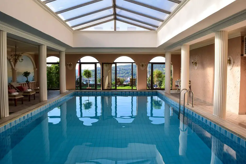 In diesem Pool schwimmt man mit Aussicht
