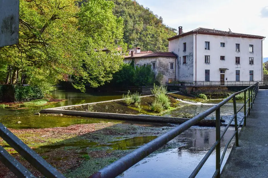 Am Fluss im Vipava Tal Slowenien