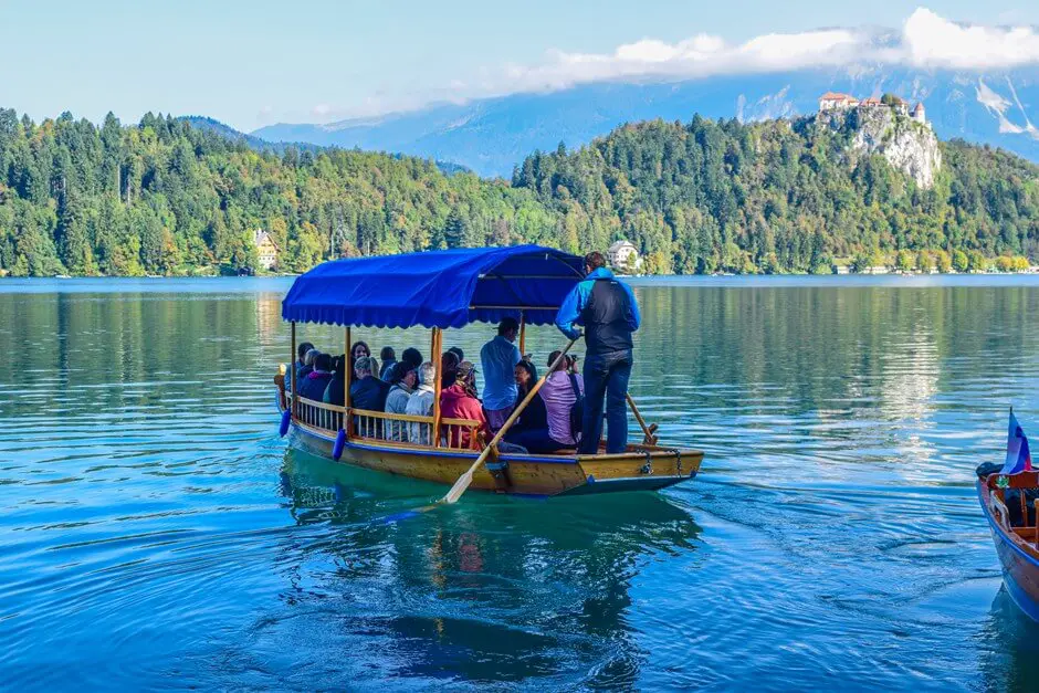 Pletna Boat - Lake Bled Activities for connoisseurs