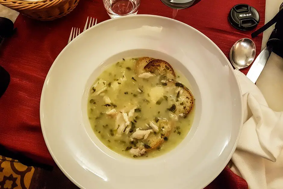 Dornhai Suppe - Portugiesische Fisch Spezialitäten
