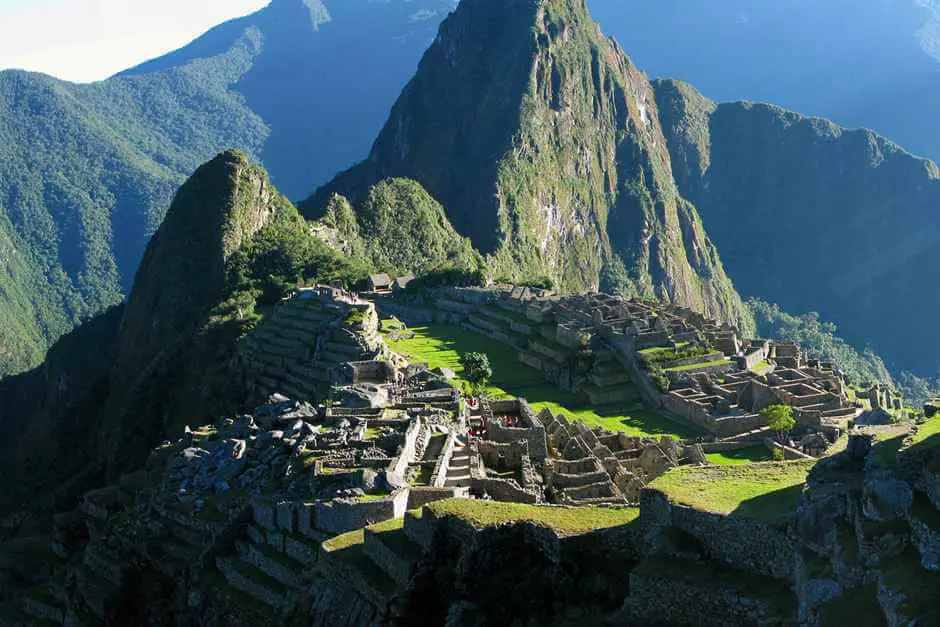 Machu Picchu Reasons to Travel to Peru © Bill Damon 2-0 Generic (CC BY 2-0)