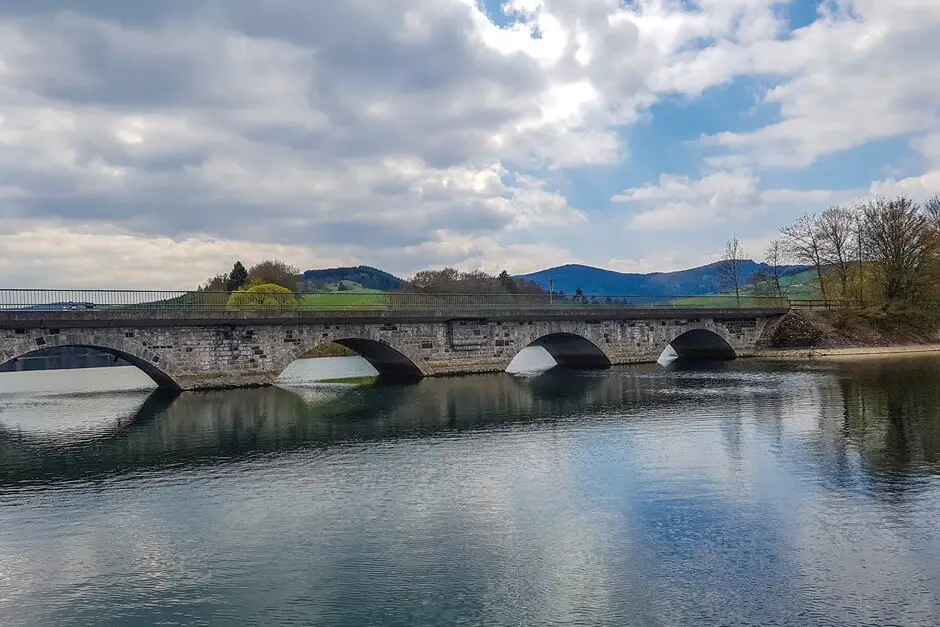 Im Sauerland am Diemelsee Wo kann man gut wandern in Deutschland - Wanderziele Deutschland