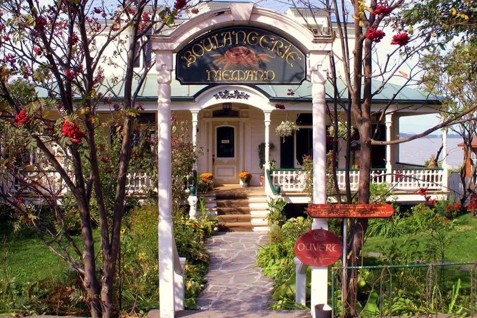 Romantic bakery at St Lawrence