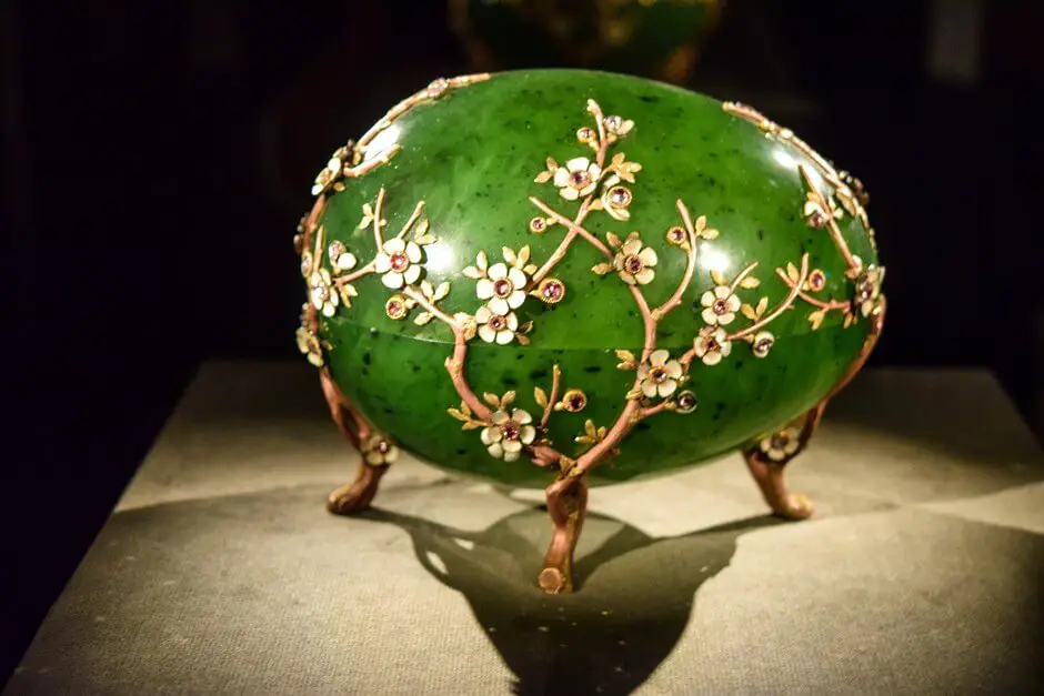 Fabergé Ei in der Schatzkammer