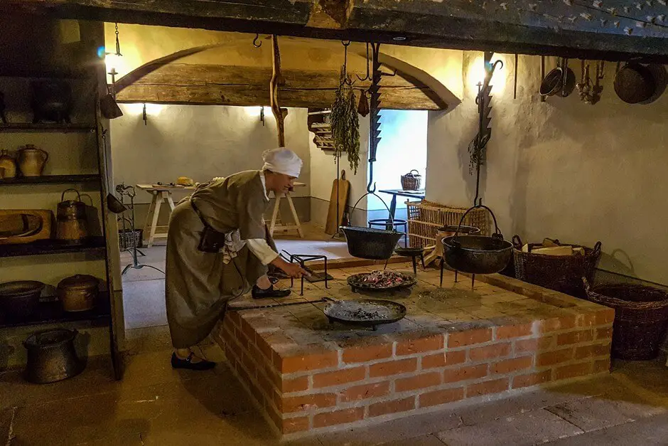 Medieval cooking