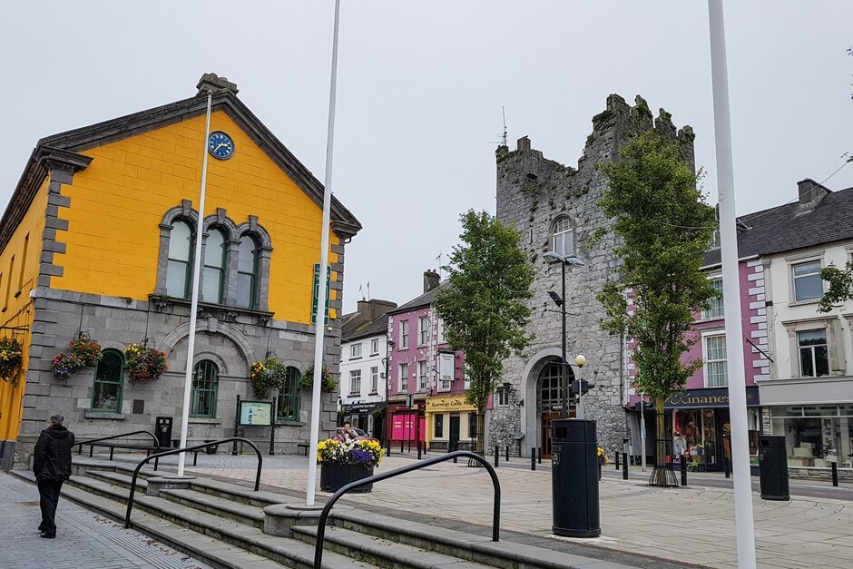 City center of Cashel in Ireland