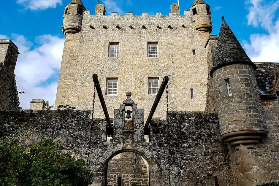 Entdecke Cawdor Castle in Schottland