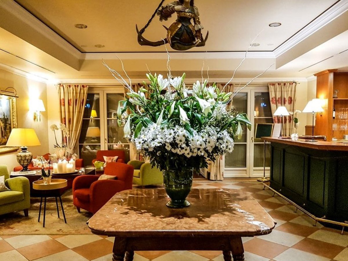 Freisinger Hof Hotel Restaurant At The English Garden In Munich