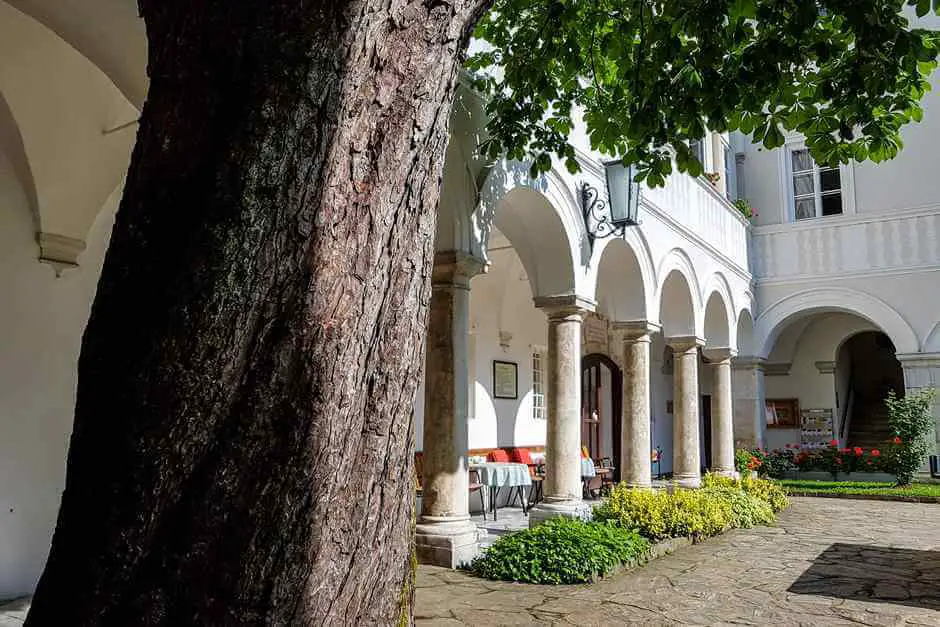 Wernberg Monastery in Carinthia - from the Nettle Castle to the guest monastery