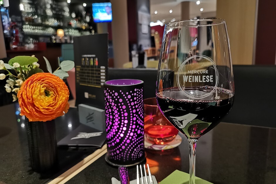 How to invite a poutine recipe and wine to the Mercure Hotel Berlin City