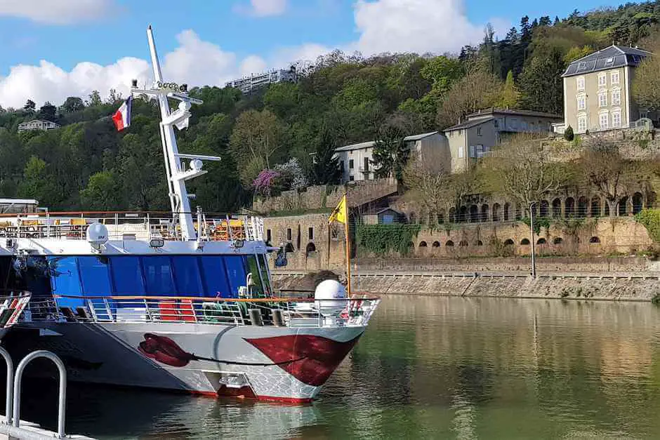 Entdecke jetzt mit der Arosa Luna die Rhone und historische Städte