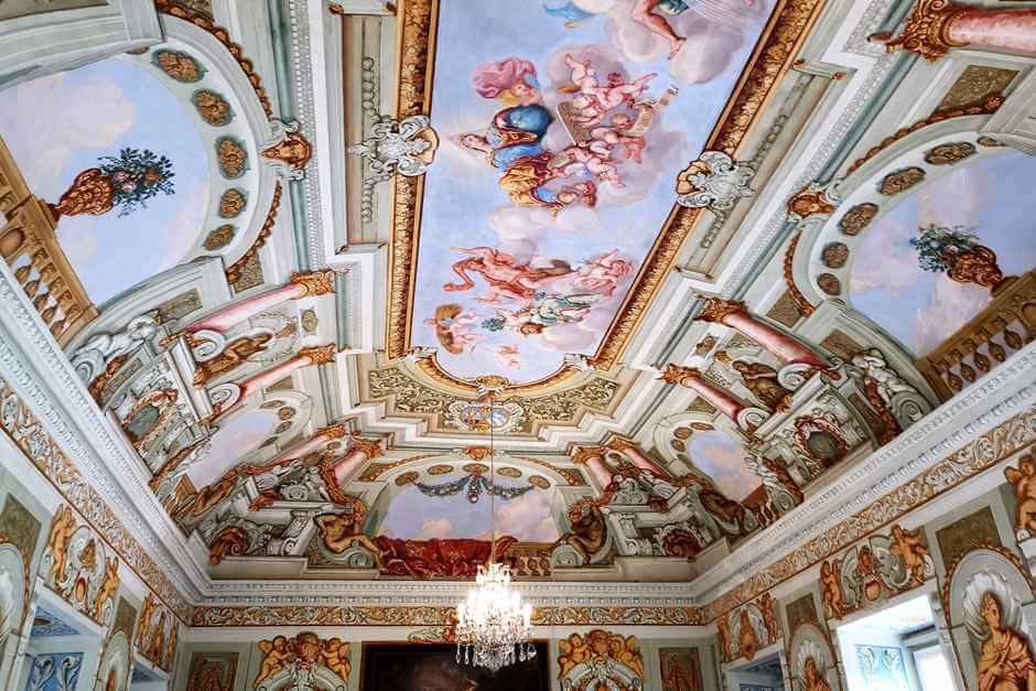 Ceiling painting - time out for the soul