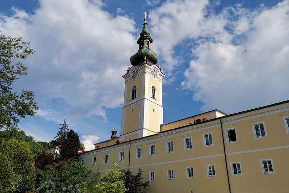 Im Böhmerwald Stifts Bier und Gärten im Stift Schlägl genießen