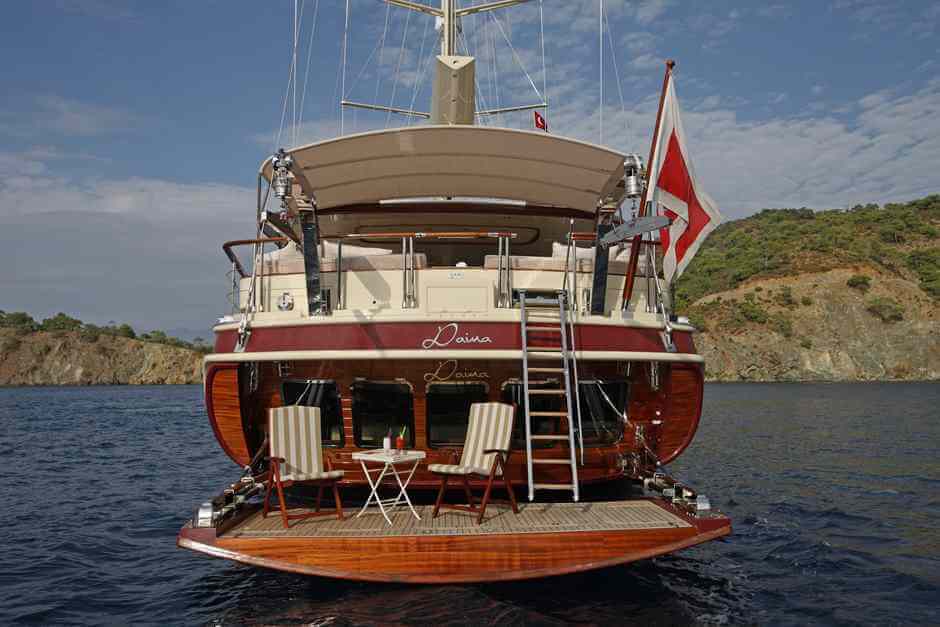 An Bord relaxen auf der DAIMA - Yacht mieten