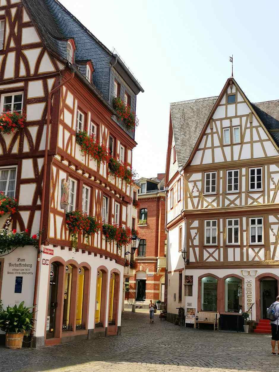 Half-timbered houses at the Kirschgarten Top sights in Mainz
