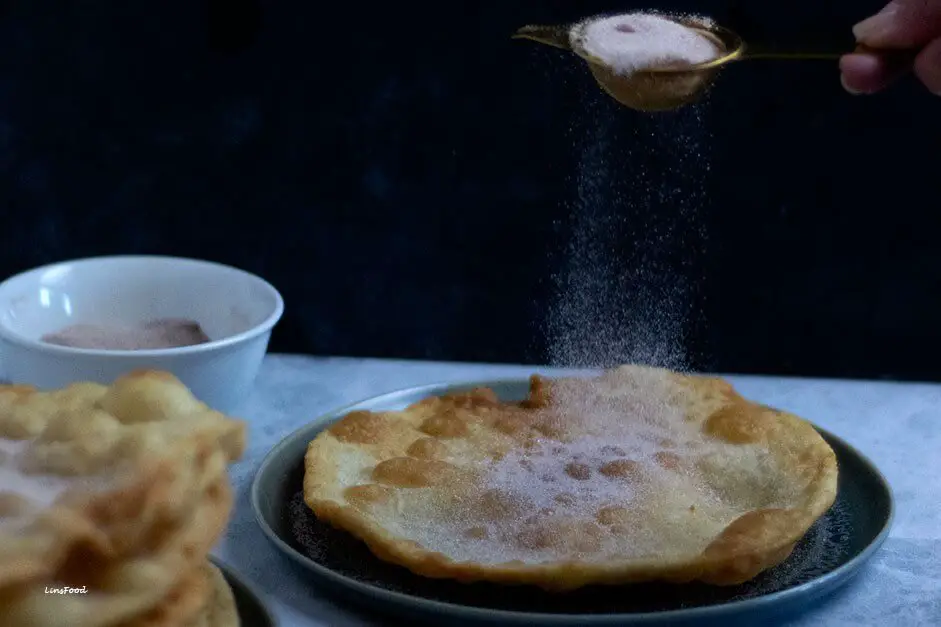 Indianisches Brot - Bannock - Navajo Fry Bread mit Zimt und Zucker