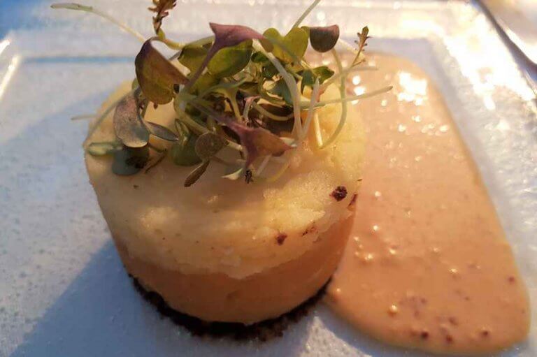 Schottisches Essen und Trinken probieren in Schottland