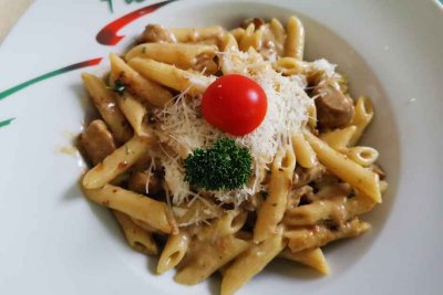 Pasta with porcini mushrooms