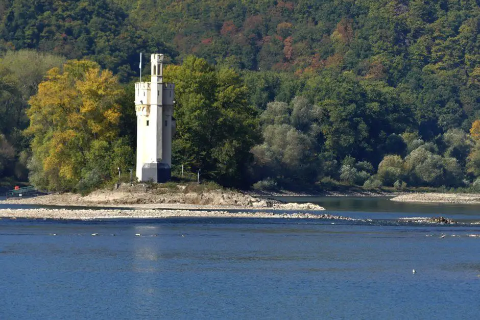 Der Mäuseturm in Bingen - Städtereisen in Deutschland in Kleinstädte in Deutschland