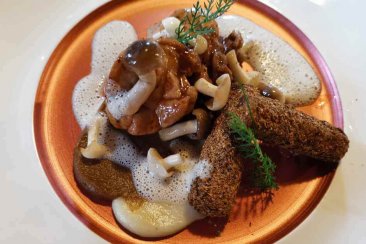 Kalbsbries mit Schwarzwurzel und Pilzen