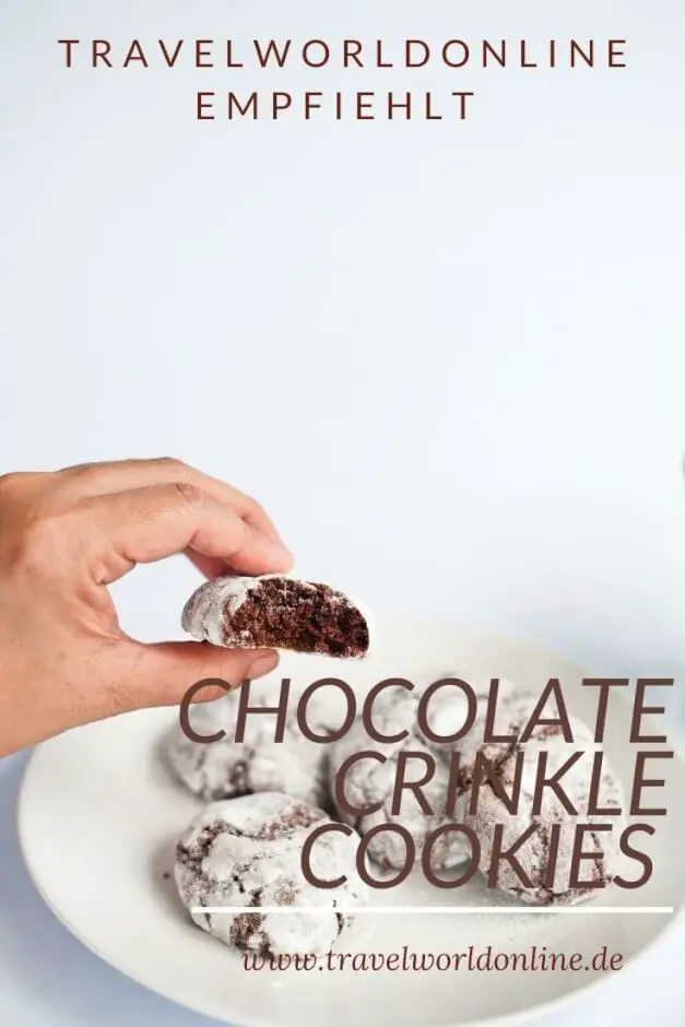 Chocolate Crinkle Cookies