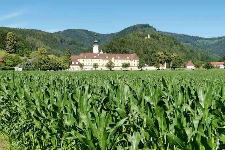 Excursion destinations in Styria - Rein Monastery and Maria Straßengel
