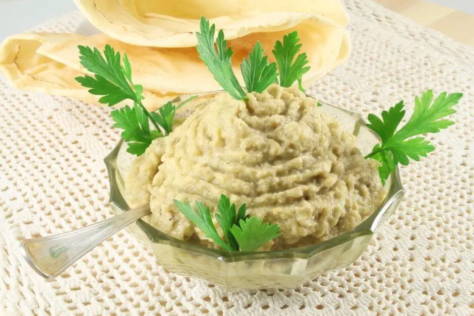 Make barbecue sauces and dips recipes yourself - Baba Ganoush