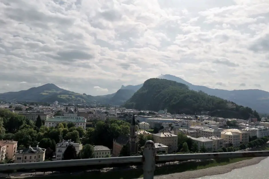 Blick auf die Salzach vom Mönchsberg