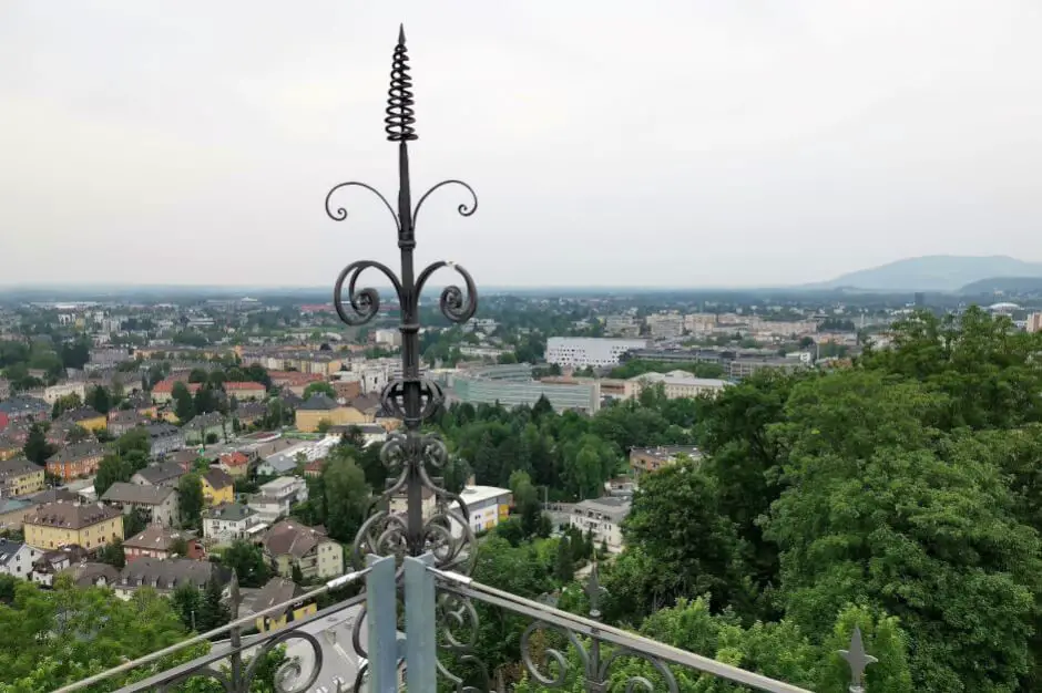 Blick von der Dachterrasse des Pallottiner Schlössl