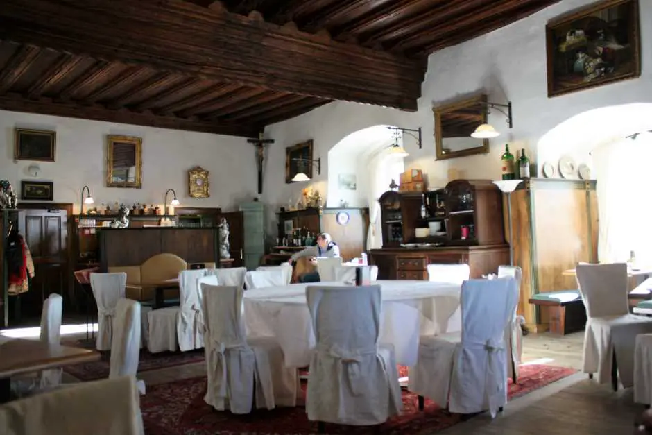 Dine like in a knight's hall in the Orther Stub'n
