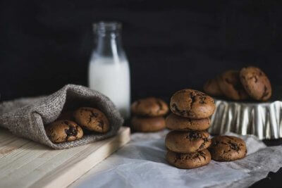 What do you need to bake cookies