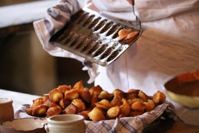 French pastries Madeleines