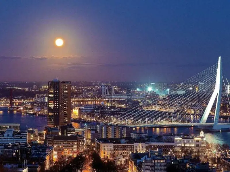 Rotterdam by night