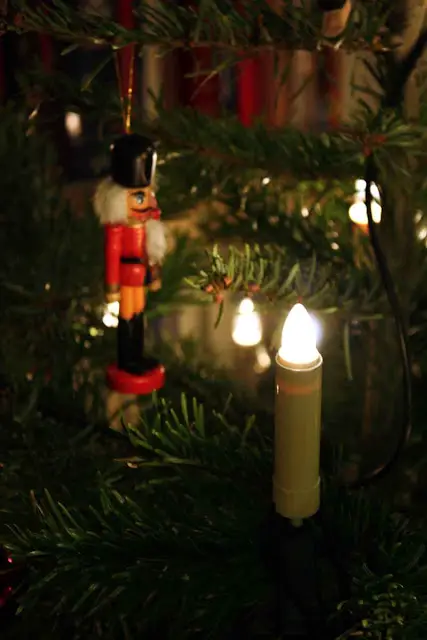 Nussknacker als Weihnachtsbaumschmuck