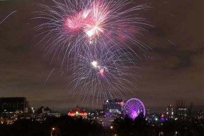 Ottawa Feuerwerk beim Ontario Urlaub im Winter