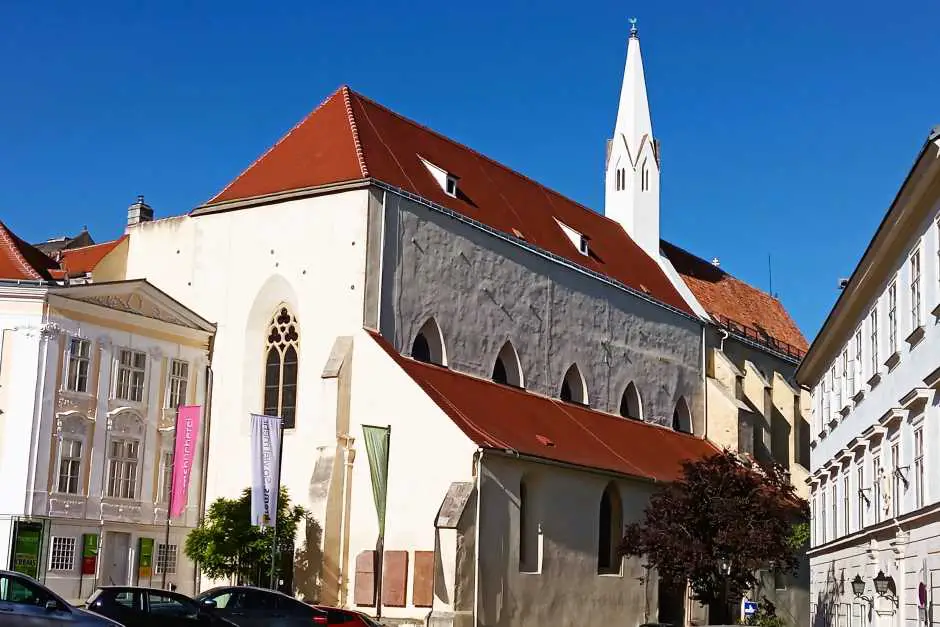 Die Dominikanerkirche von Krems an der Donau in Österreich