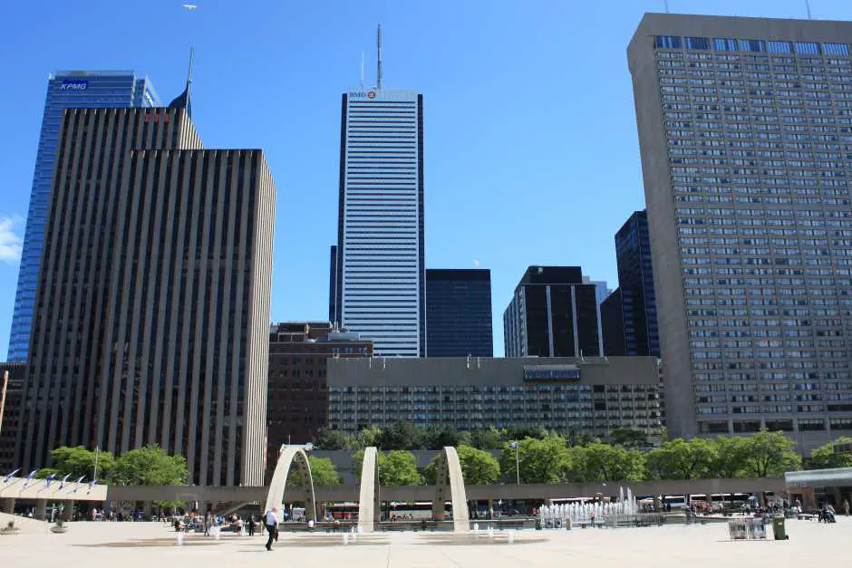 Hotels gegenüber neuem Rathaus - Toronto Sehenswürdigkeiten & Reisetipps