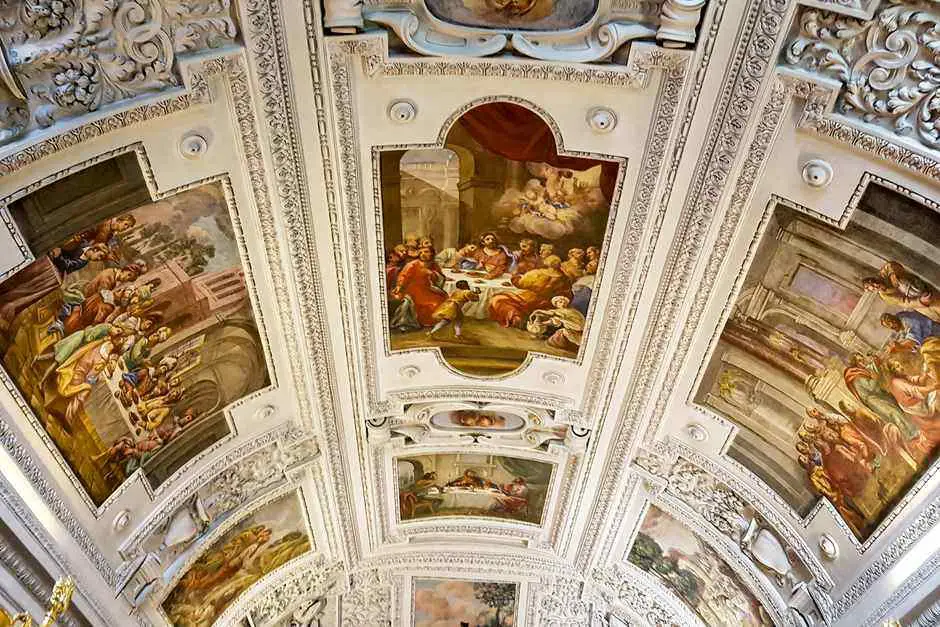 Ceiling in the sacristy