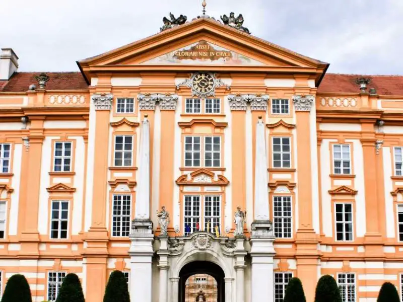 Stift Melk in Österreich, Barock Kloster an der Donau in der Wachau