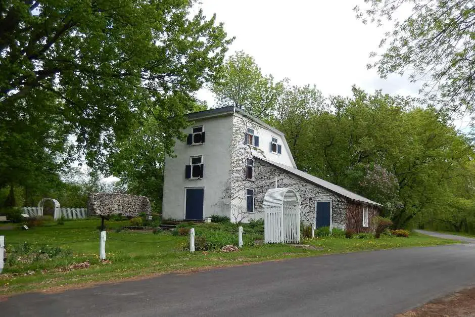 Domaine seigneurial Sainte-Anne an der King's Road von Montreal nach Quebec City