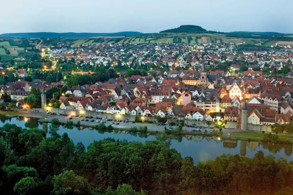 Blick von der Karlsburg auf Karlstadt am Main