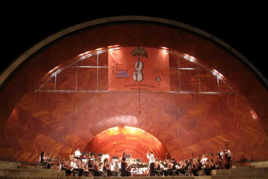 Hatchshell Concerts - Free Things to Do in Boston