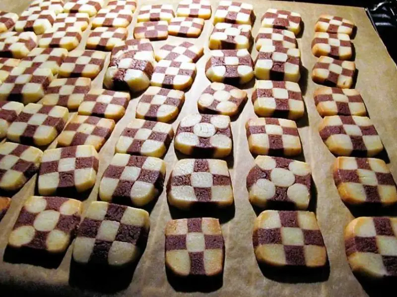 Black and white cookies