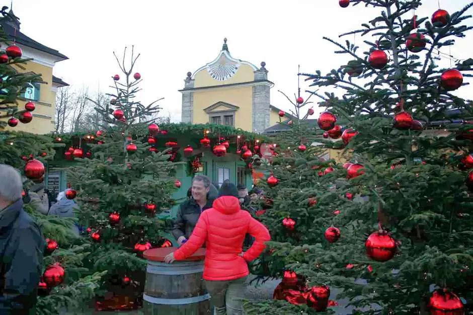 Weihnachtsmarkt im Schloss Hellbrunn