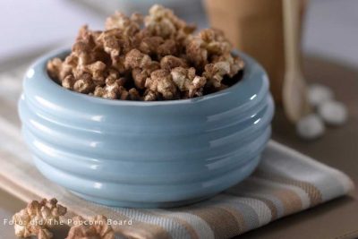 Cinnamon Chocolate Popcorn - sweet popcorn recipes