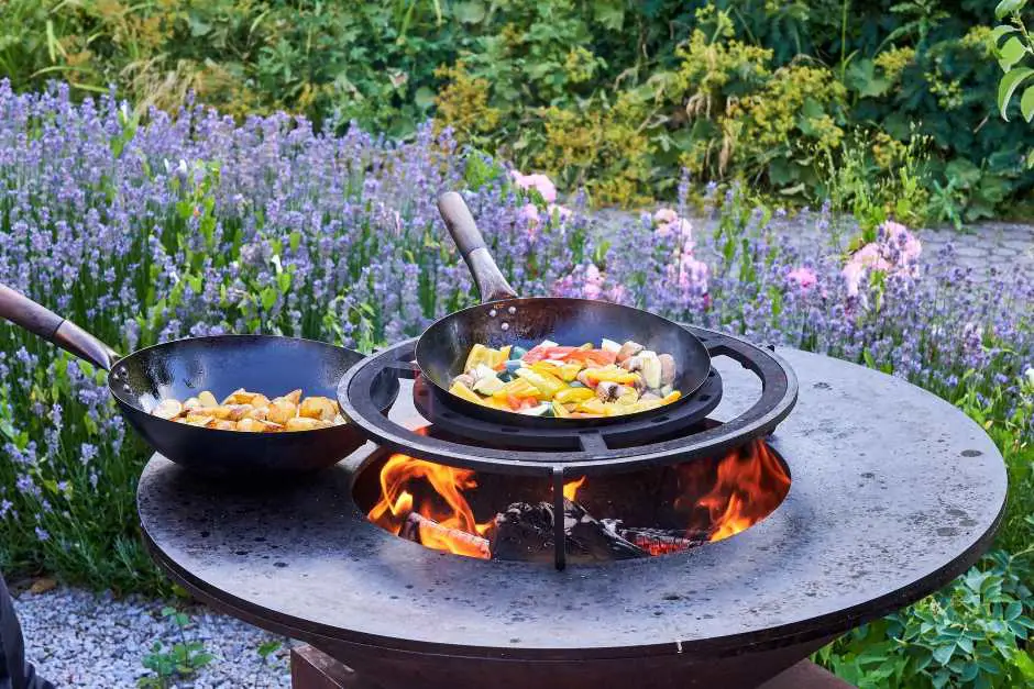 Dutch Oven Zubehör kaufen