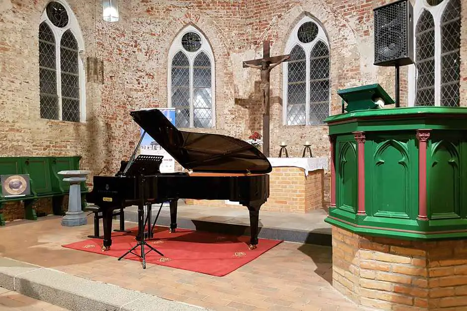 St. Michaelis Kirche Krummin, Usedom Sehenswürdigkeiten