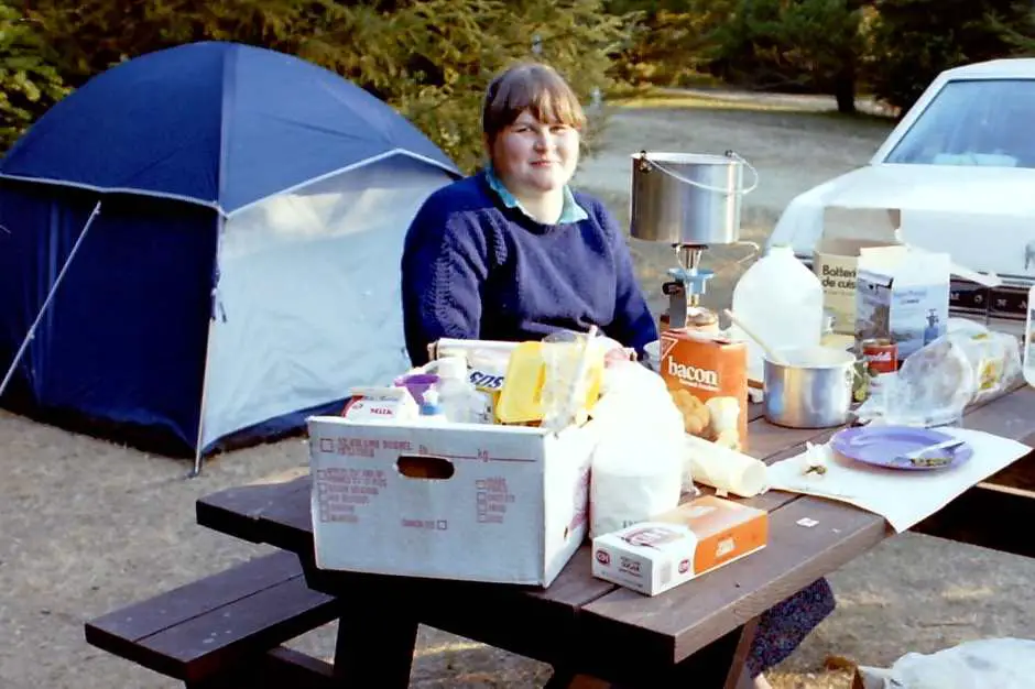 Kochen beim Camping mit dem Zelt