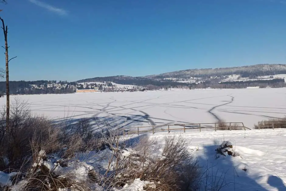 Holidays in winter at the Lipno reservoir in the Czech Republic