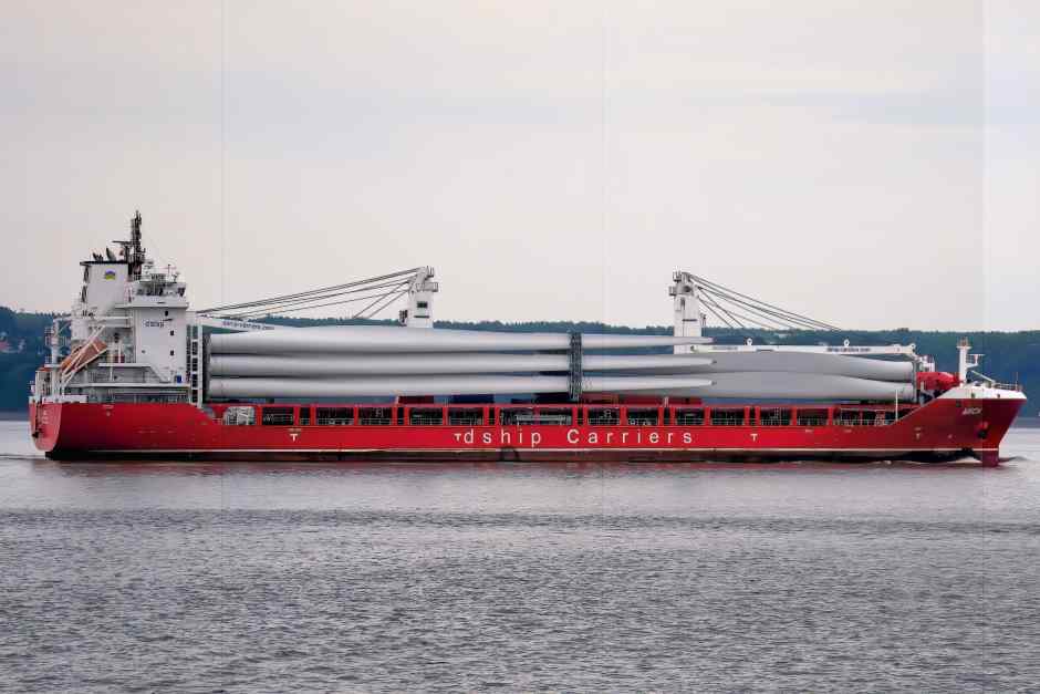 Container ship on the Saint Lawrence River